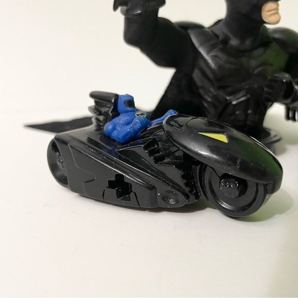Lot of 3 Batman Toys Action Figures Vehicles - Picture 2 of 14